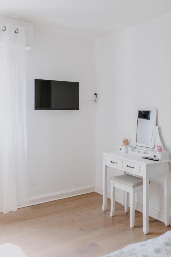 Le Cosy Avec Piscine, Balcon Et Parking Apartment Trouville-sur-Mer Exterior photo